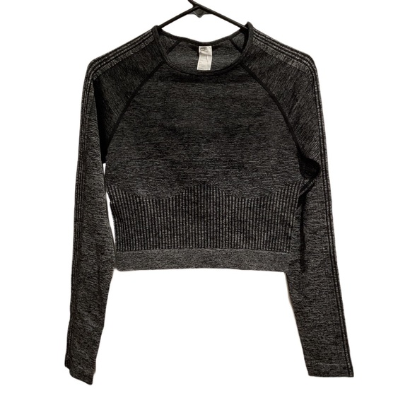 Fabletics Women’s Ombre Seamless Top Gray Long Sleeve - Picture 1 of 9